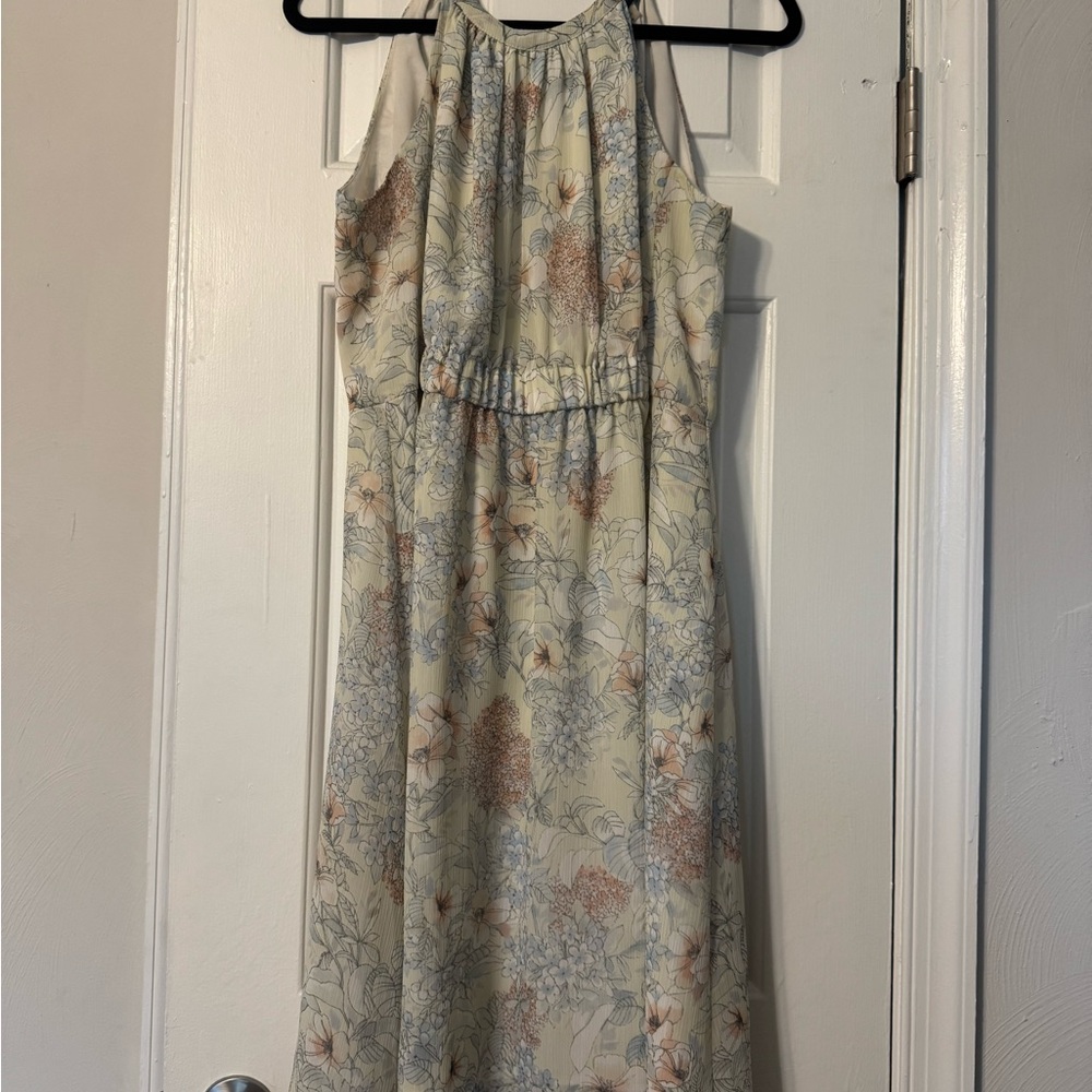 Chic Floral Halter Dress